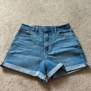 American Eagle mom shorts